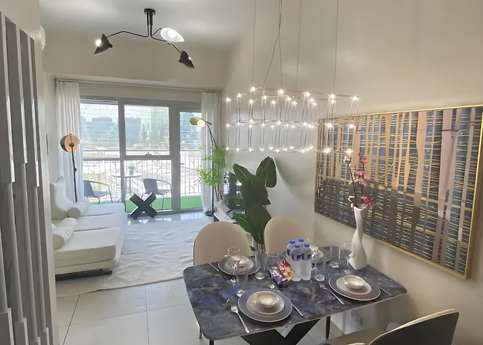 Modern 1br Highrise Cityscape Near Airport Okada Solaire Moa *