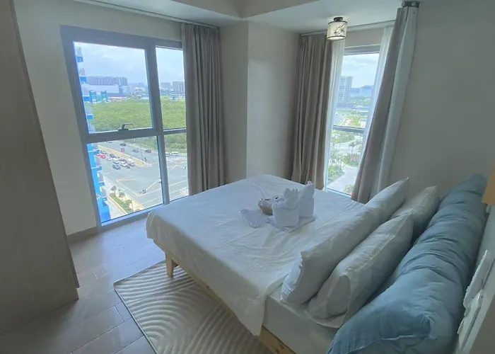Modern 1br Highrise Cityscape Near Airport Okada Solaire Moa Apartment *