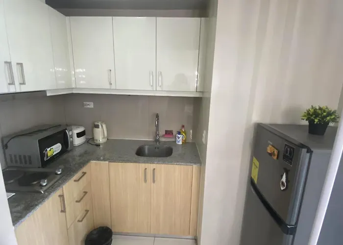 Modern 1br Highrise Cityscape Near Airport Okada Solaire Moa Apartment *